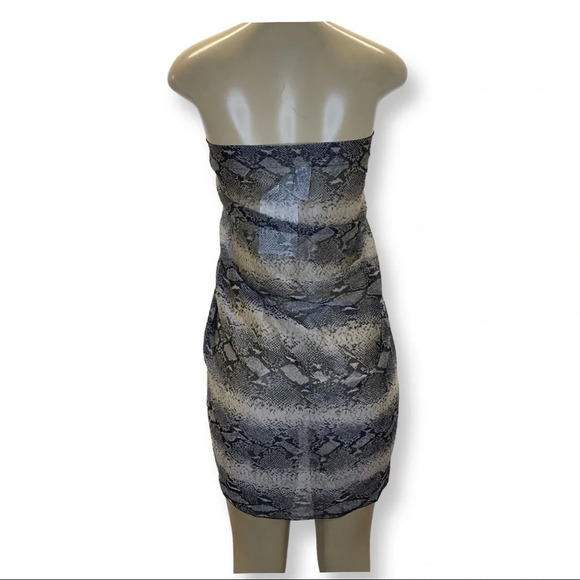 Zuliana Animal Print Long Sarong. One Size Fits Most. Made in USA New With Tags. - Picture 3 of 4